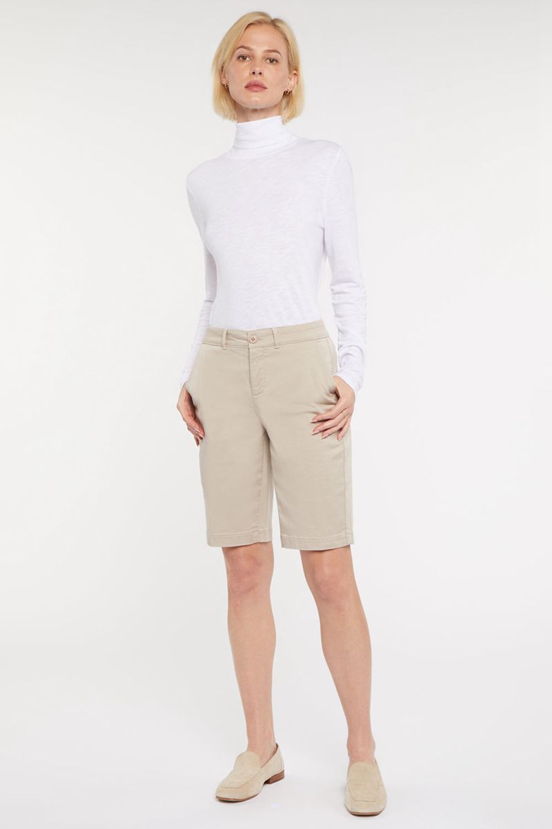 Beige Women's NYDJ Petite Bermuda Shorts | NZ 857XFCYQV