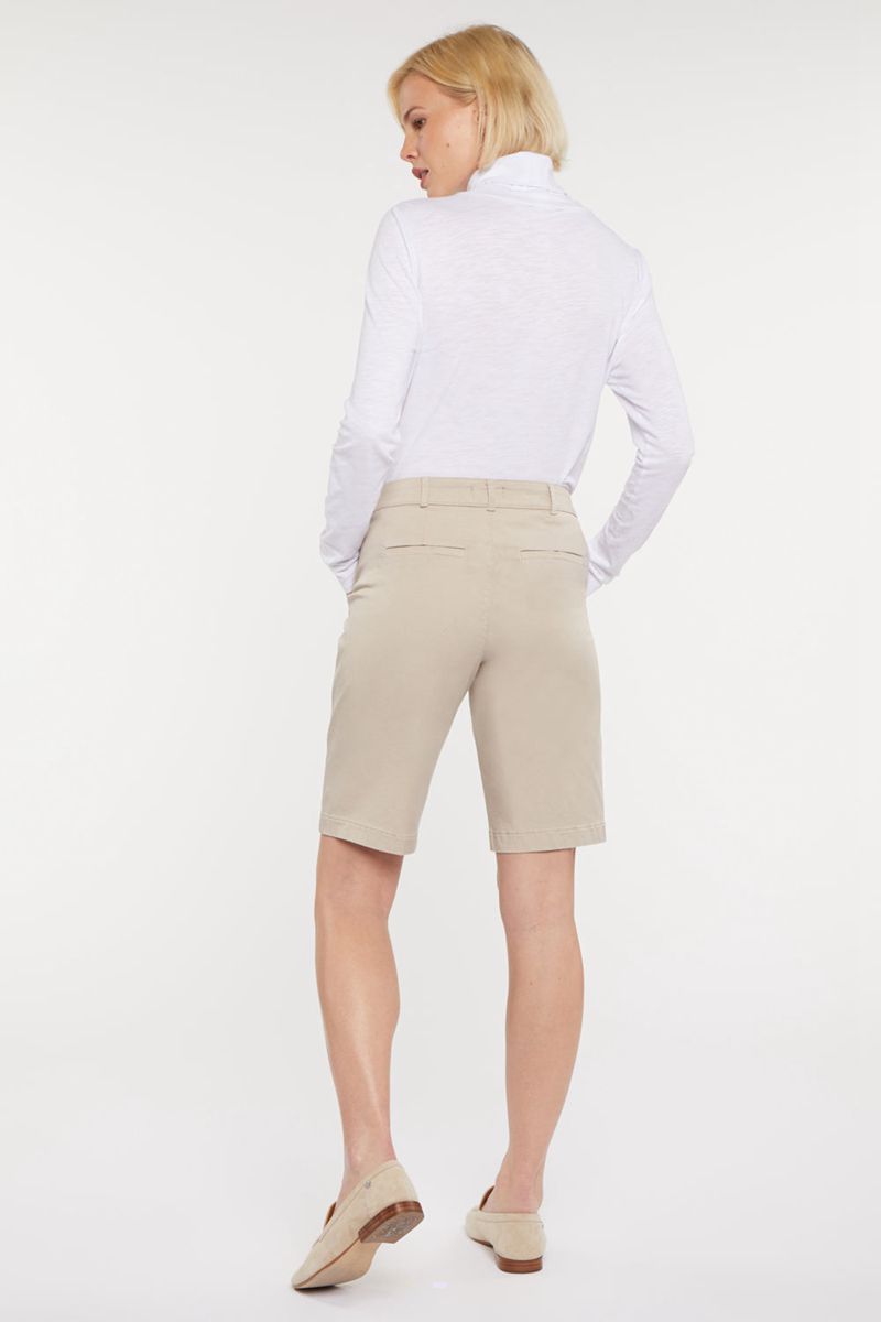 Beige Women's NYDJ Petite Bermuda Shorts | NZ 857XFCYQV