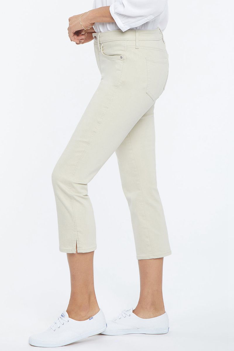 Beige Women's NYDJ Petite Chloe Capri Jeans | NZ 689MPQXJR