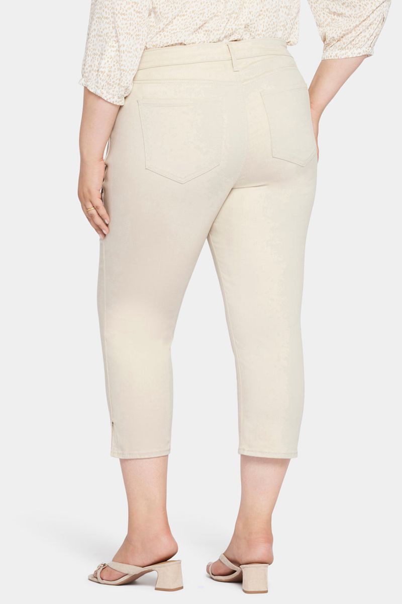 Beige Women's NYDJ Plus Chloe Capri Jeans | NZ 149IDASUV