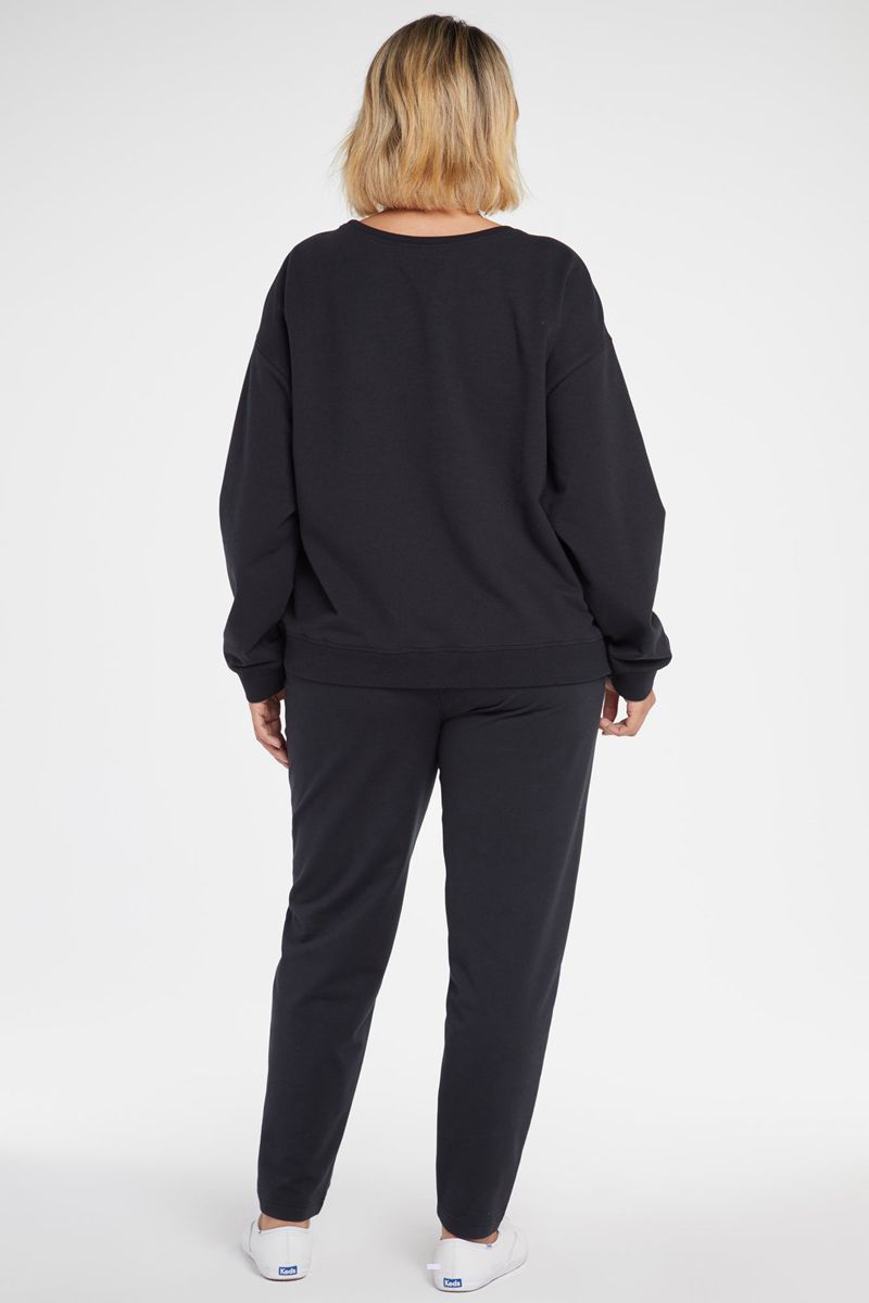 Black Women's NYDJ Plus Basic Sweatshirts | NZ 970HNRSUB