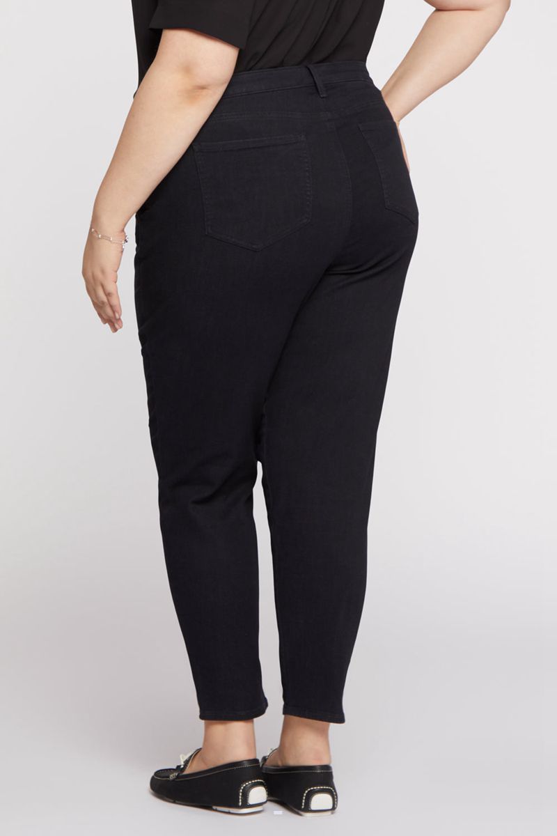 Black Women's NYDJ Plus Relaxed Tapered Jeans | NZ 801VZWXMP