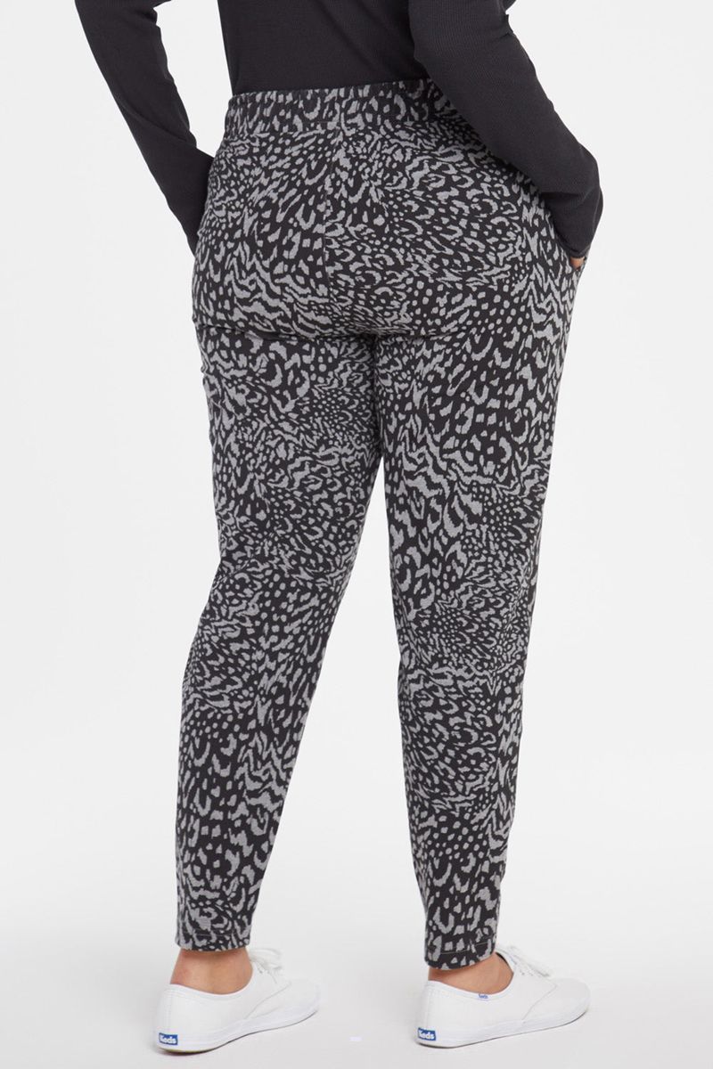 Black Women's NYDJ Plus Slim Jogger Pants | NZ 817MCOIVD