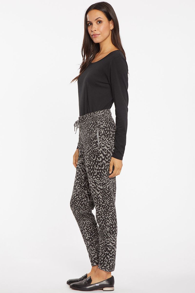 Black Women's NYDJ Slim Jogger Pants | NZ 513WUNZSD