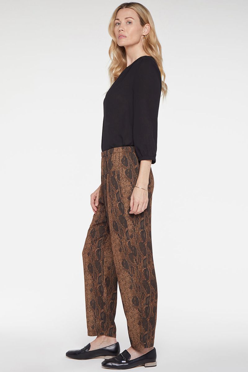 Brown Women's NYDJ Ines Slim Pants | NZ 590QKALUI