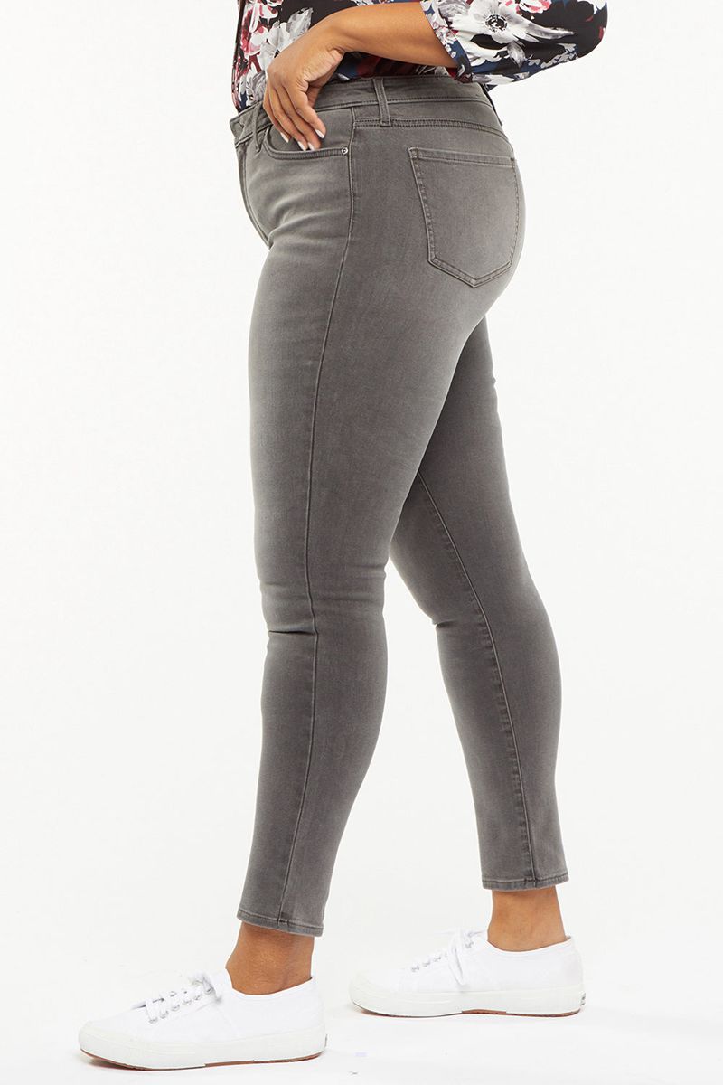 Grey Women's NYDJ Plus Ami Skinny Jeans | NZ 201VOWETX