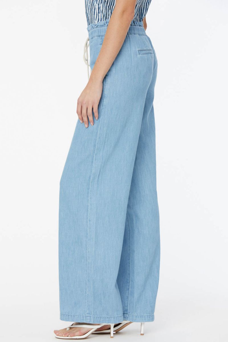 Light Blue Women's NYDJ Chambray Wide Leg Pants | NZ 964FUTSGB