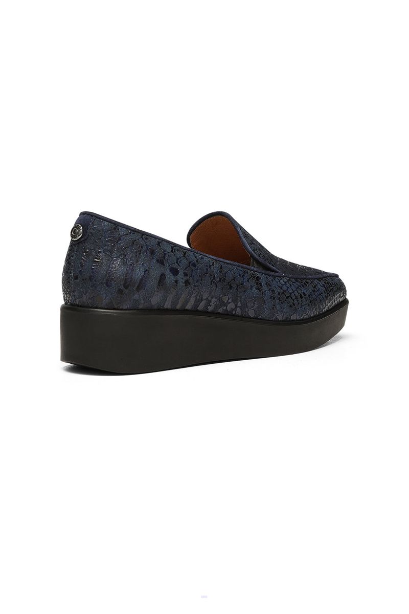 Navy Women's NYDJ Gira Slip-On Loafers | NZ 536TBIHDN