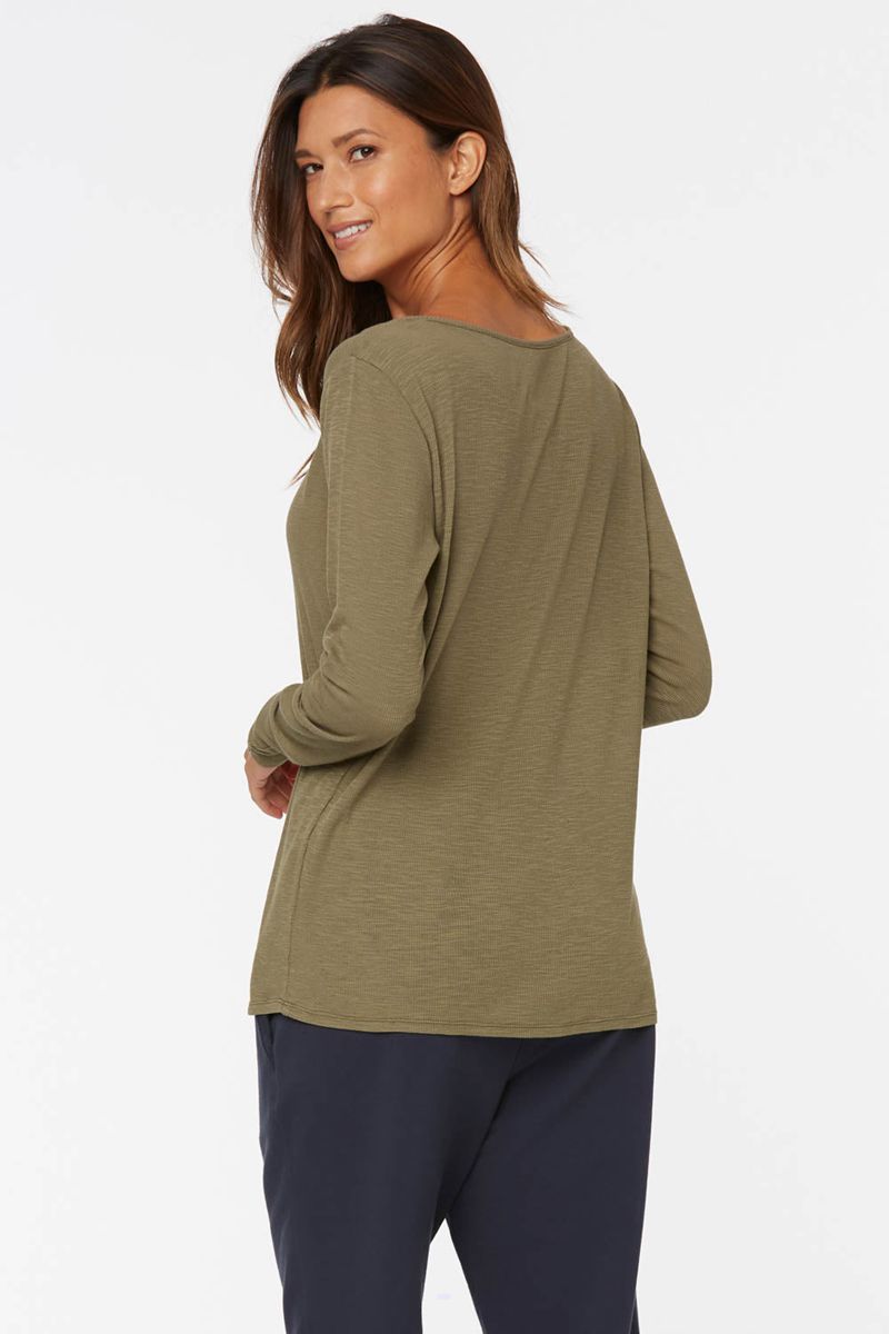 Olive Women's NYDJ Long Sleeved Ribbed Scoopneck T-Shirts | NZ 037LJIGVR