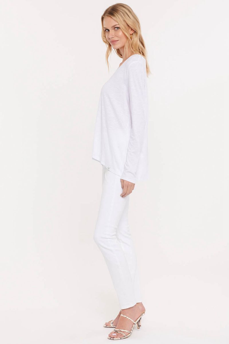 White Women's NYDJ Long Sleeved Twist V-Neck T-Shirts | NZ 520KOZUVE