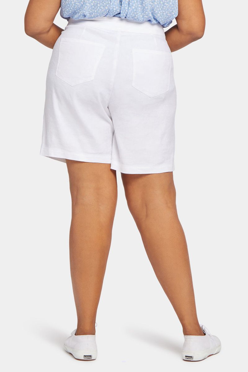 White Women's NYDJ Plus Modern Bermuda Shorts | NZ 190SRWJNC