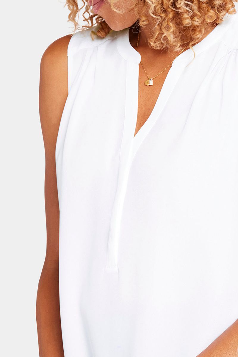 White Women's NYDJ Plus The Sleeveless Perfect Blouse | NZ 712HWAXNB